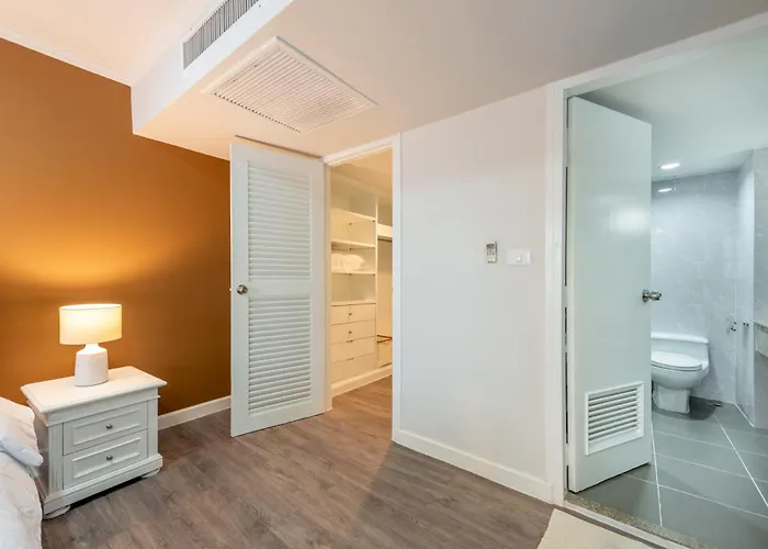 Aparthotel Neom Town