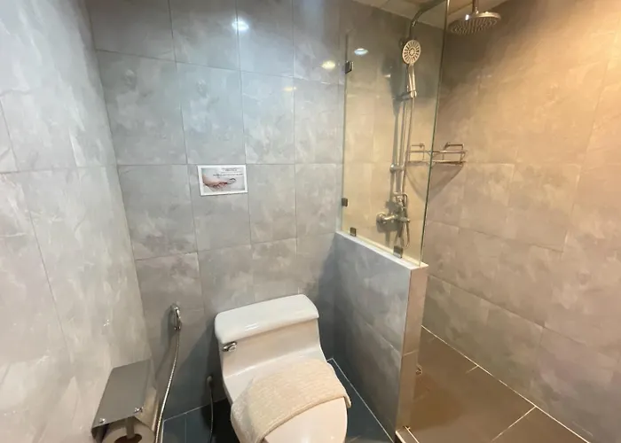 Aparthotel Neom Town 3*