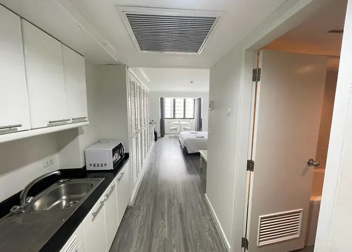 Aparthotel Neom Town 3*