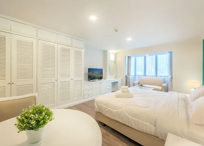 Neom Town 3*